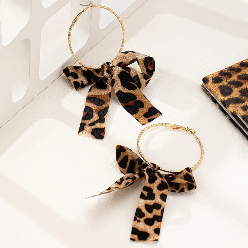 Hoop Earrings For Women Girls Personality Temperament Metal Circle Bow Ear Accessories Holiday Party Fashion Jewelry BE579