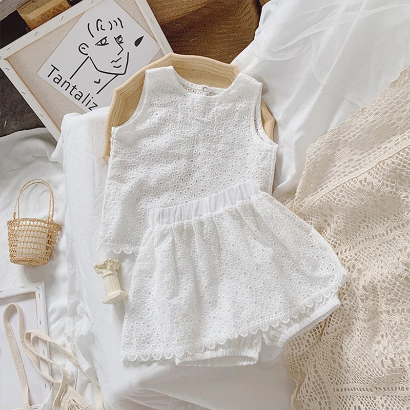 Girls Outfit Set 2026 Summer Clothing Sets Hollow Lace Suit Baby Casual Sleeveless T-shirt+Shorts Kids Clothes Sets Baby Clothes