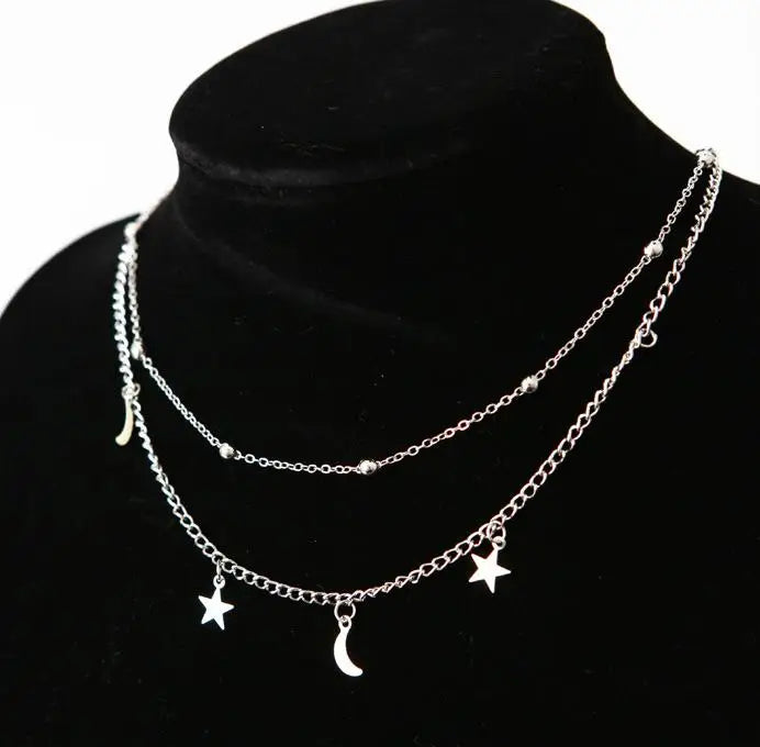 Collier Multicouche Femme | Chaîne Perles & Pendentif Feuille | Or & Argent | Bijou Tendance Accessoire Mode
