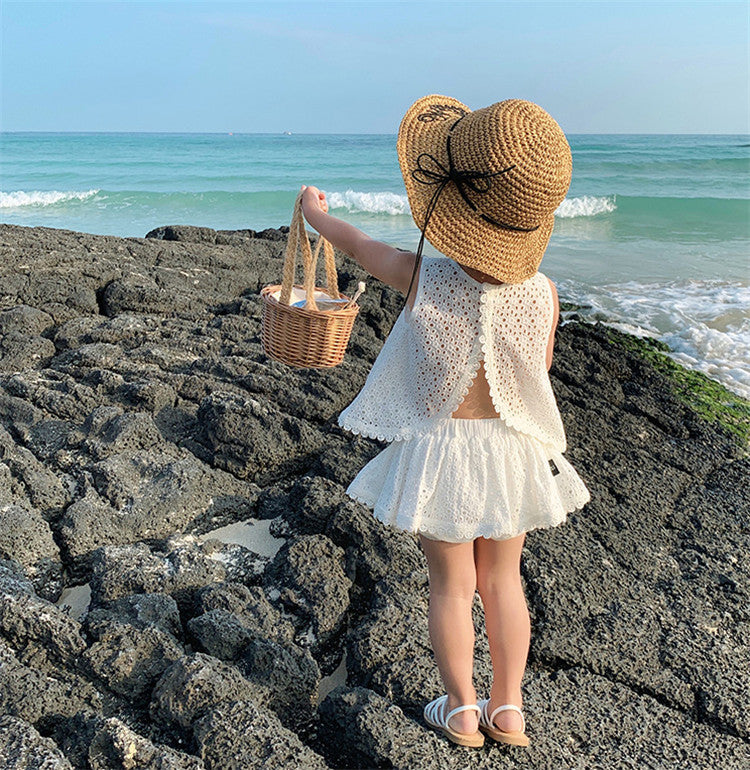 Girls Outfit Set 2026 Summer Clothing Sets Hollow Lace Suit Baby Casual Sleeveless T-shirt+Shorts Kids Clothes Sets Baby Clothes