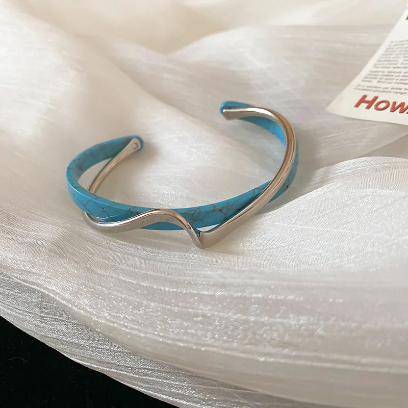 White Shellfish Bracelets Board Bend Metal Bangles Women's Hand Bracelets Geometric C-Shaped Opening Bracelets Jewelry Gifts