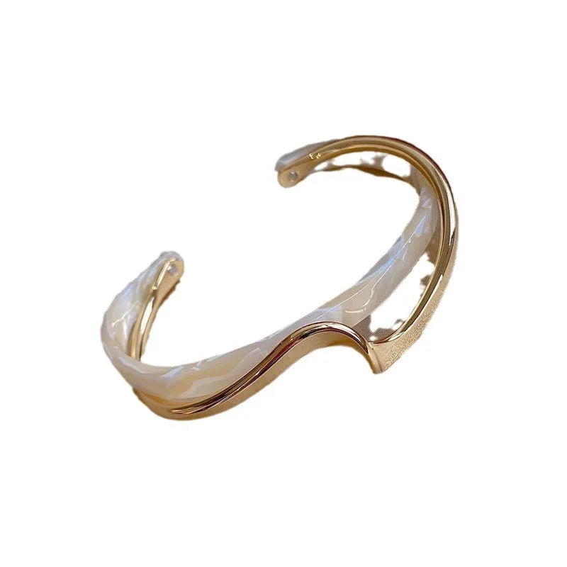 White Shellfish Bracelets Board Bend Metal Bangles Women's Hand Bracelets Geometric C-Shaped Opening Bracelets Jewelry Gifts
