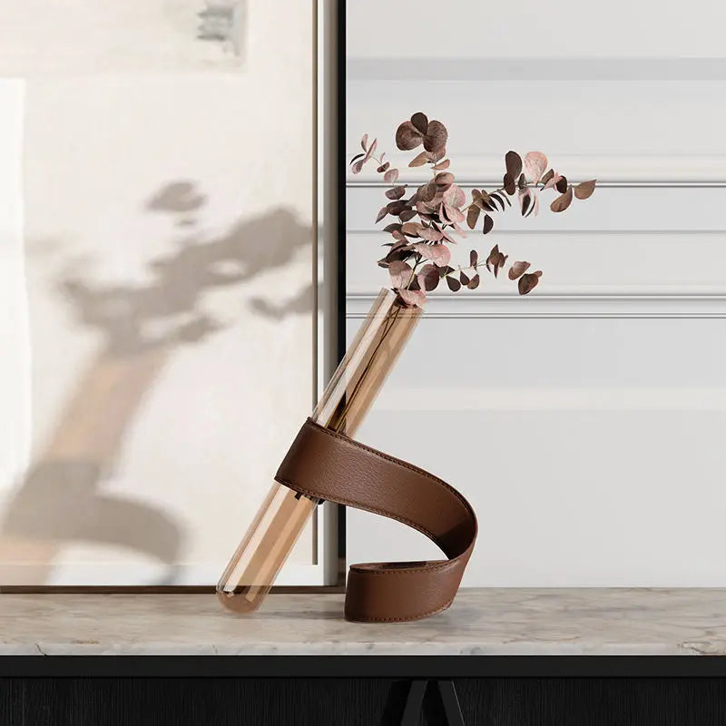 Vases Artistiques Nordiques Verre Tubulaire | Support Cuir Fait Main | Luxe & Décor Salon