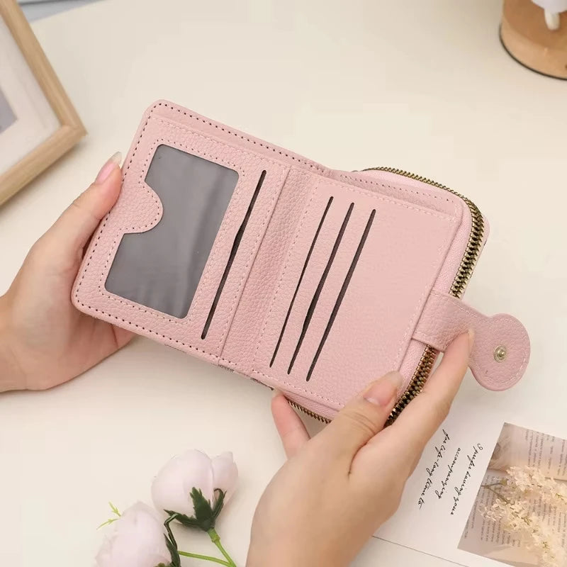 Women's Wallet for Multiple Card Slots, Cash Pocket, Retro Style Mini Purse, Minimalist Charm, Travel Accessory, Daily Use