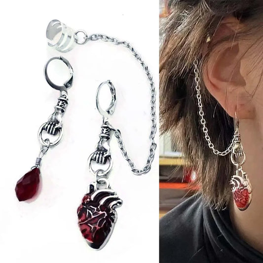 Boucles Gothiques Cœur Saignant | Clips Oreille Asymétriques | Punk Scary | Fête Halloween