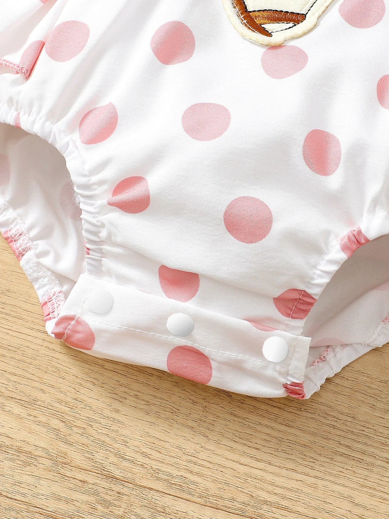 Fashionable Baby Girls' Casual Polka Dot Pattern Round Neck Flying Sleeve Cartoon Bear Embroidery Overall Dress With Hair Band,