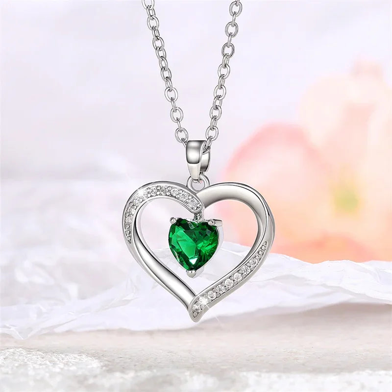 Elegant Style Heart-Shaped Pendant Necklace Hollow Design Mother's Day Gift Party Suitable for Best Friends Without Box
