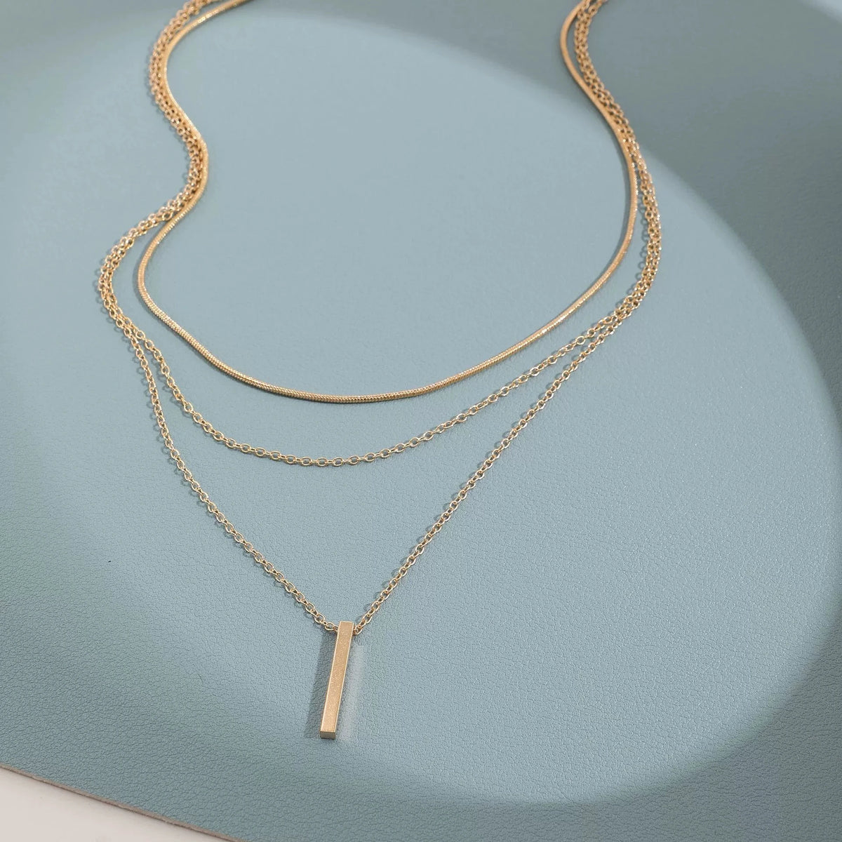 Collier Pendentif Barre Métal Multicouche | Or Chaîne Clavicule | Port Quotidien | Bijou Femme