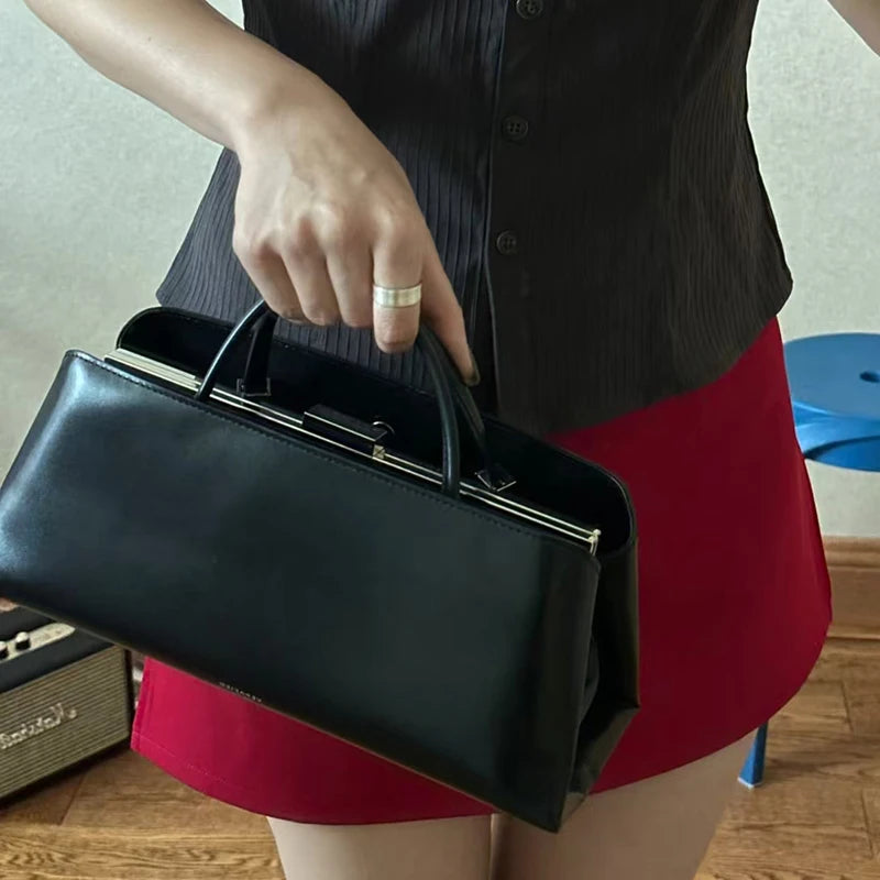 Luxury Leather Handbag For Women High-end Hardware Magnetic Suction Clip Design Elegant Minimalist Shoulder Underarm Bag Purse