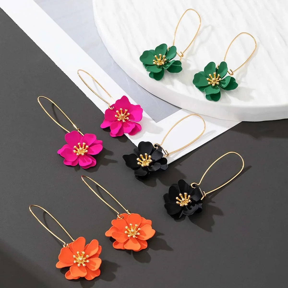 Hoop Earrings for Women Girls Spray Enamel Flower Geometric Ear Accessories Holiday Party Gift Fashion Jewelry EE007