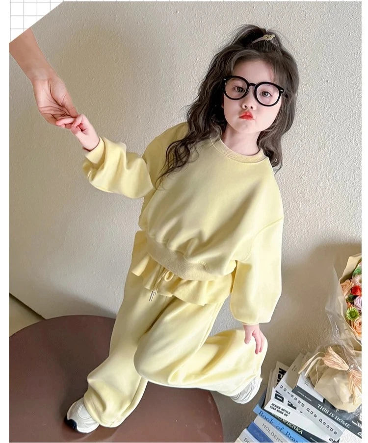 Girls' Set 2026 Spring and Autumn New Sports Ballet Style Children's Hoodie and Pants Stylish Two-piece Set Fashionable Outfit