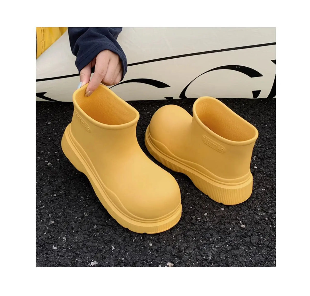 Bottes de Pluie Femme Imperméables | Tige Courte Large | Semelle Épaisse | Chaussures Eau Confortables