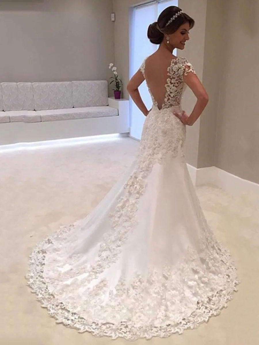 Robe de Mariée Sirène Élégante | Dentelle Appliques | Traîne Courte | Dos Nu | Sur Mesure | Blanc & Ivoire