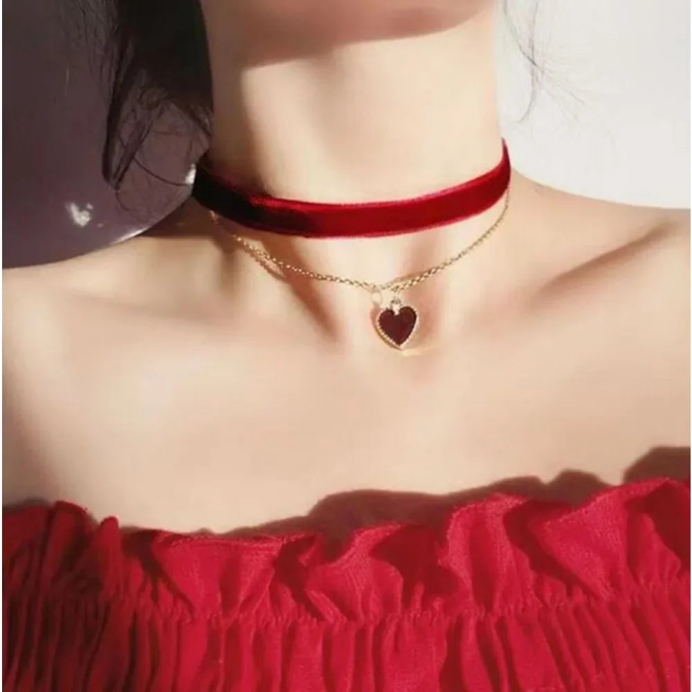 Heart Pendant Choker Clavicle Chain Necklace for Women Girls Aesthetic Gothic Multi Layer Black Peach Jewelry