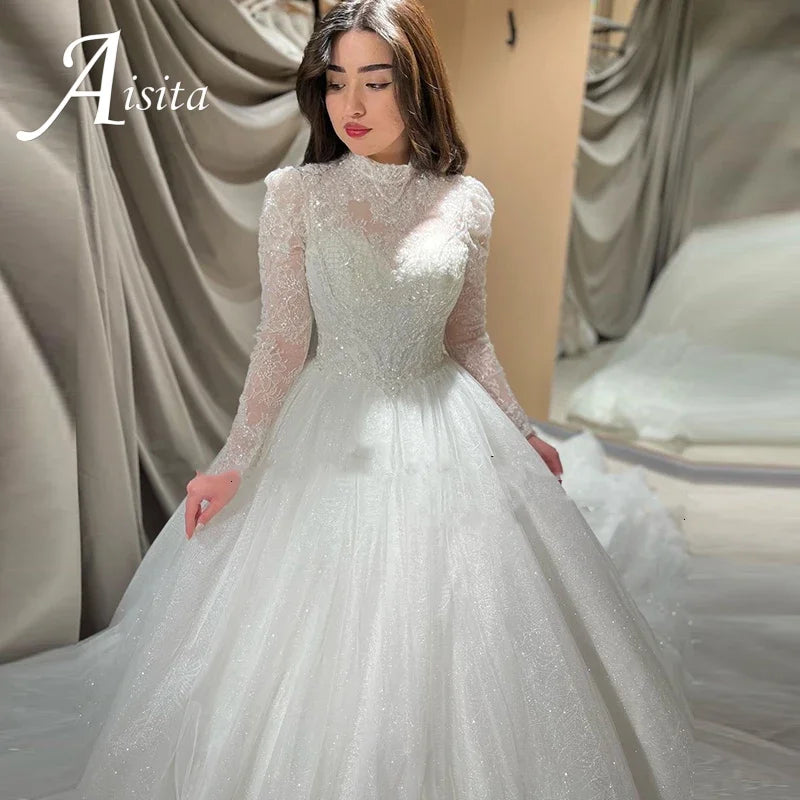 Robe de Mariée Luxe 2025 | Col Haut Manches Longues | Dentelle Sequins Appliques | A-Line | Sur Mesure | Champagne & Ivoire