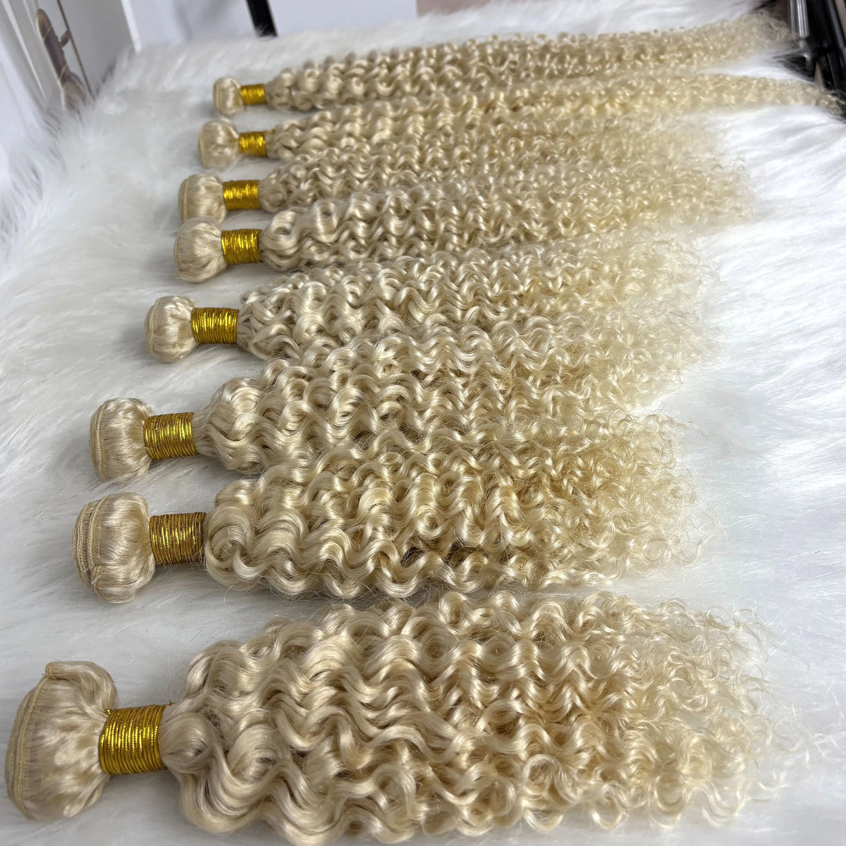 20 22-inch 613# Blonde Jerry Curly Human Hair Bundles 12A Brazilian Remy Raw Deep Wave Curly Human Hair Extensions for Women