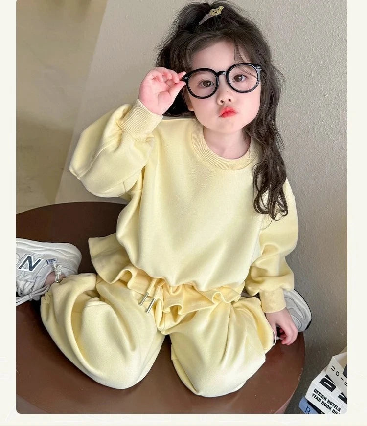 Girls' Set 2026 Spring and Autumn New Sports Ballet Style Children's Hoodie and Pants Stylish Two-piece Set Fashionable Outfit