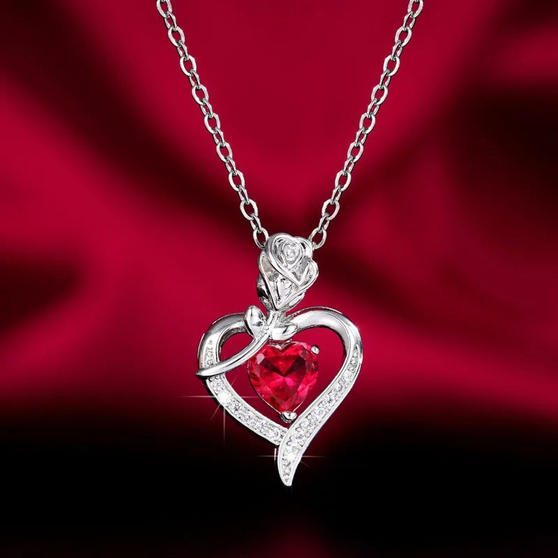 Elegant Style Heart-Shaped Pendant Necklace Hollow Design Mother's Day Gift Party Suitable for Best Friends Without Box