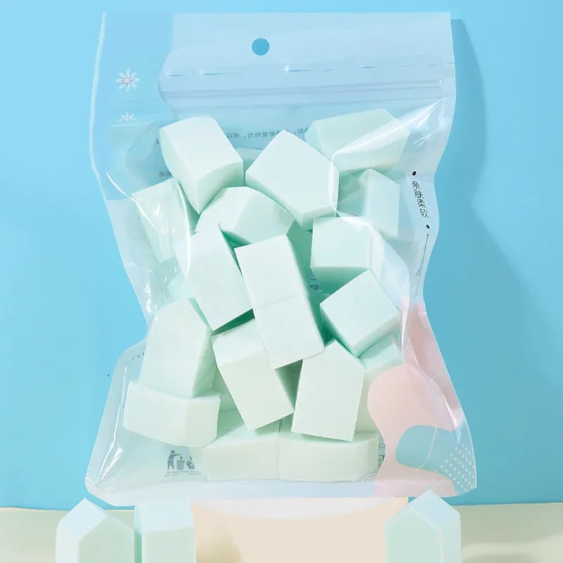 Makeup Puff, Hydrophilic Water-soaked Big Pentagon Makeup Puff, 25 Pieces in A Bag Make Up Accessories  Makeup Sponge  Beauty