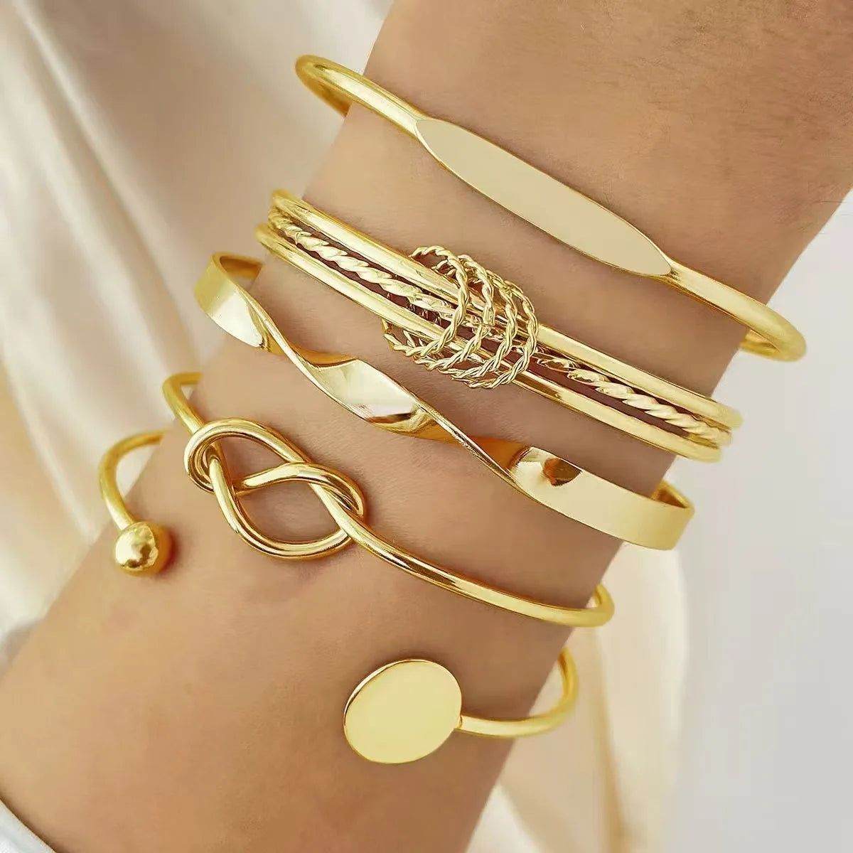 Trendy Multilayer Bracelets for Women Elegant Delicate Twist Sparkling Adjustable Bangles Jewelry Couples Gifts