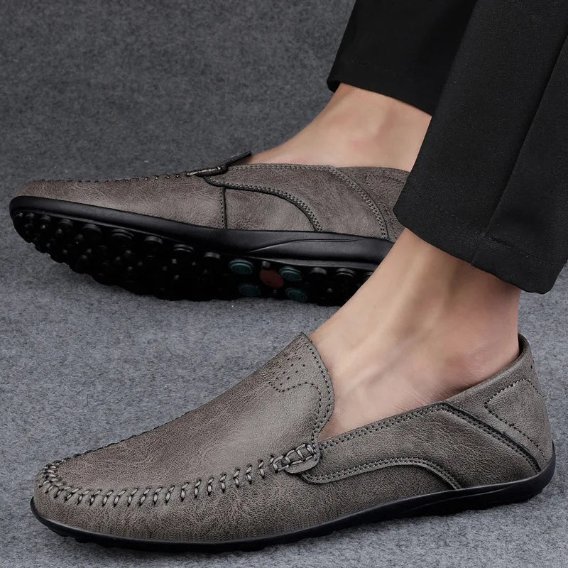 Mocassins Homme Mariage | Cuir Fendu Blanc | Chaussures Conduite Légères | Slip-On Casual Élégant 2026