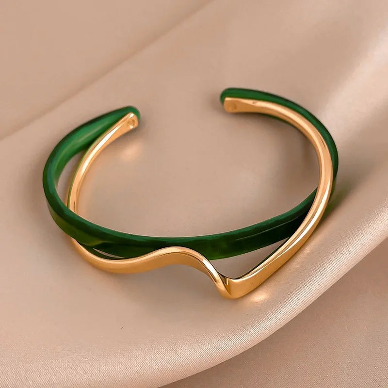 White Shellfish Bracelets Board Bend Metal Bangles Women's Hand Bracelets Geometric C-Shaped Opening Bracelets Jewelry Gifts
