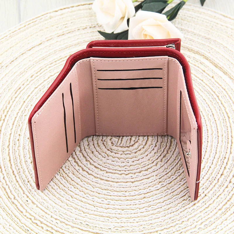 Portefeuille Femme & Fille | Dessin Animé Lettres | Porte-Monnaie Tri-Pliable Court | Mode Tendance