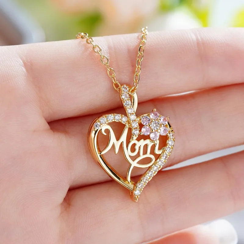 Elegant Style Heart-Shaped Pendant Necklace Hollow Design Mother's Day Gift Party Suitable for Best Friends Without Box