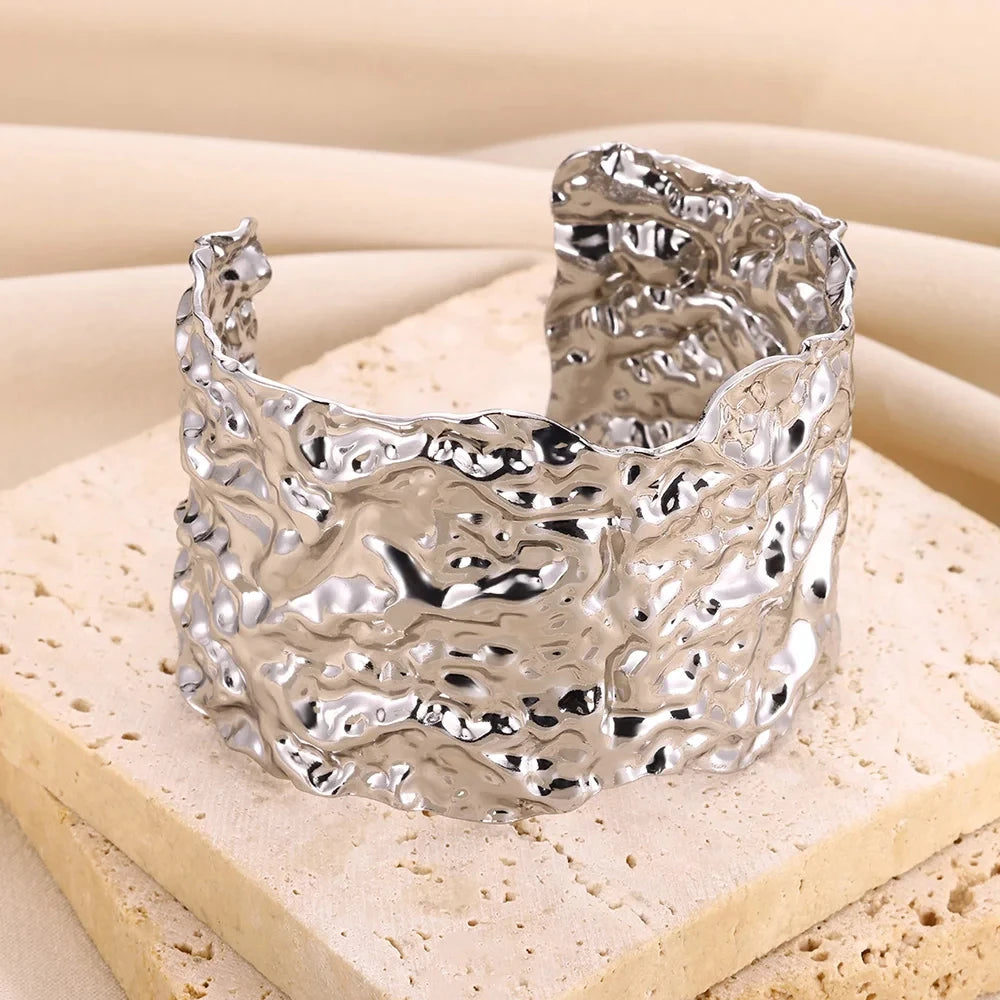 Exquisite Classic Bump Pattern Opening Bangles Bracelet For Women Cuff Bracelet Gold Color Stainless Steel Hand Ornament Gift