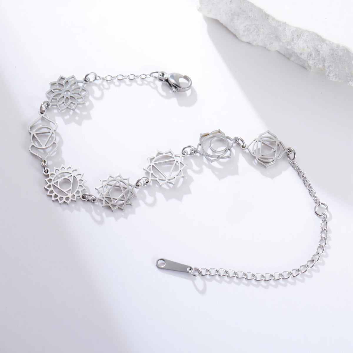 Bracelet Charme 7 Chakras Yoga | Acier Inoxydable | Bijou Spirituel Femme | Cadeau Anniversaire