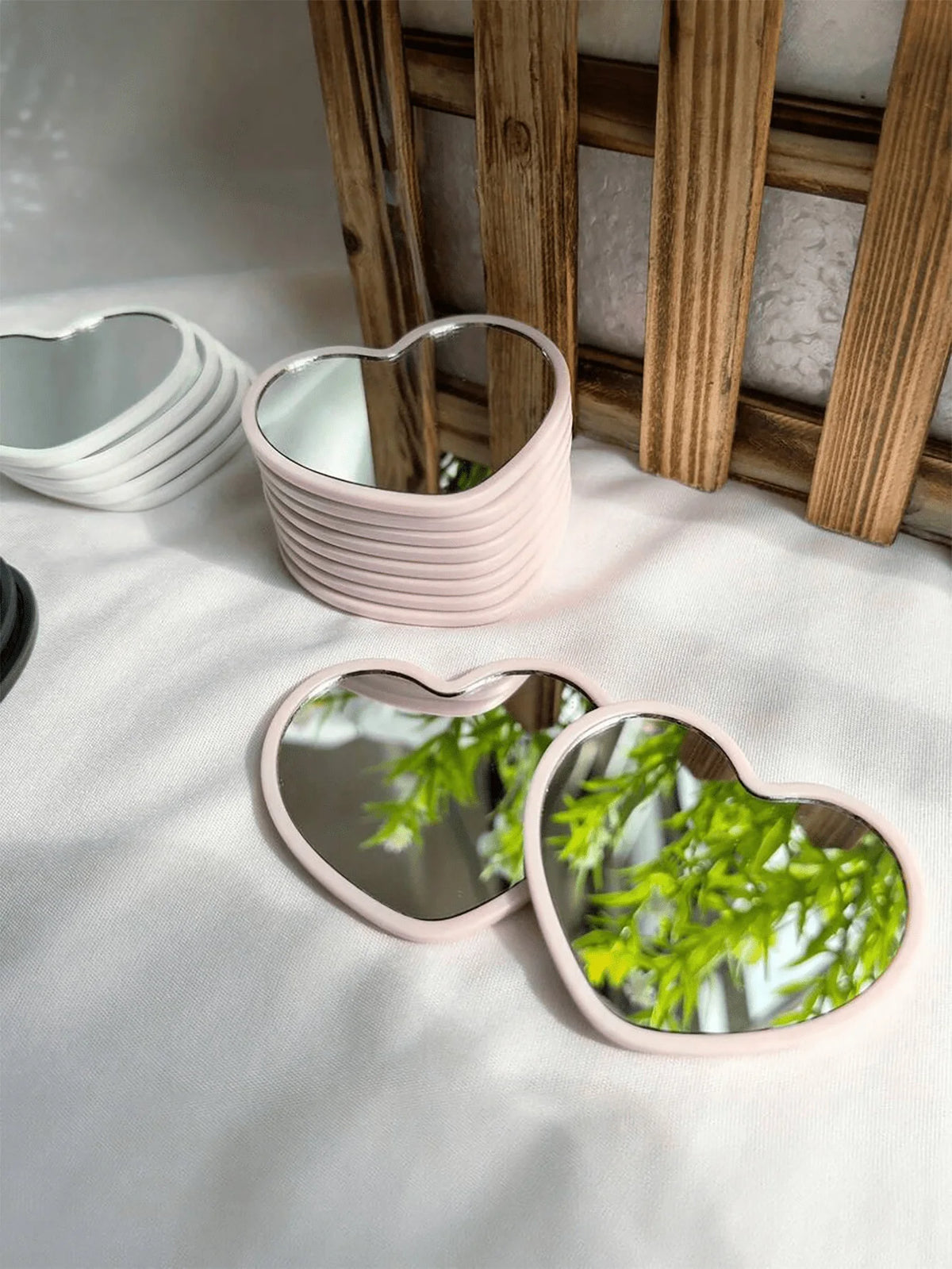 12 Heart-Shaped Mini Mirrors, Polished Surface, Plastic Frame, Tabletop Display, Unscented, Floral Theme, Portable, No Electricity Required, Stylish Tabletop Mirror | Durable Mirrors, Cute Compact Mirrors, Perfect for Birth