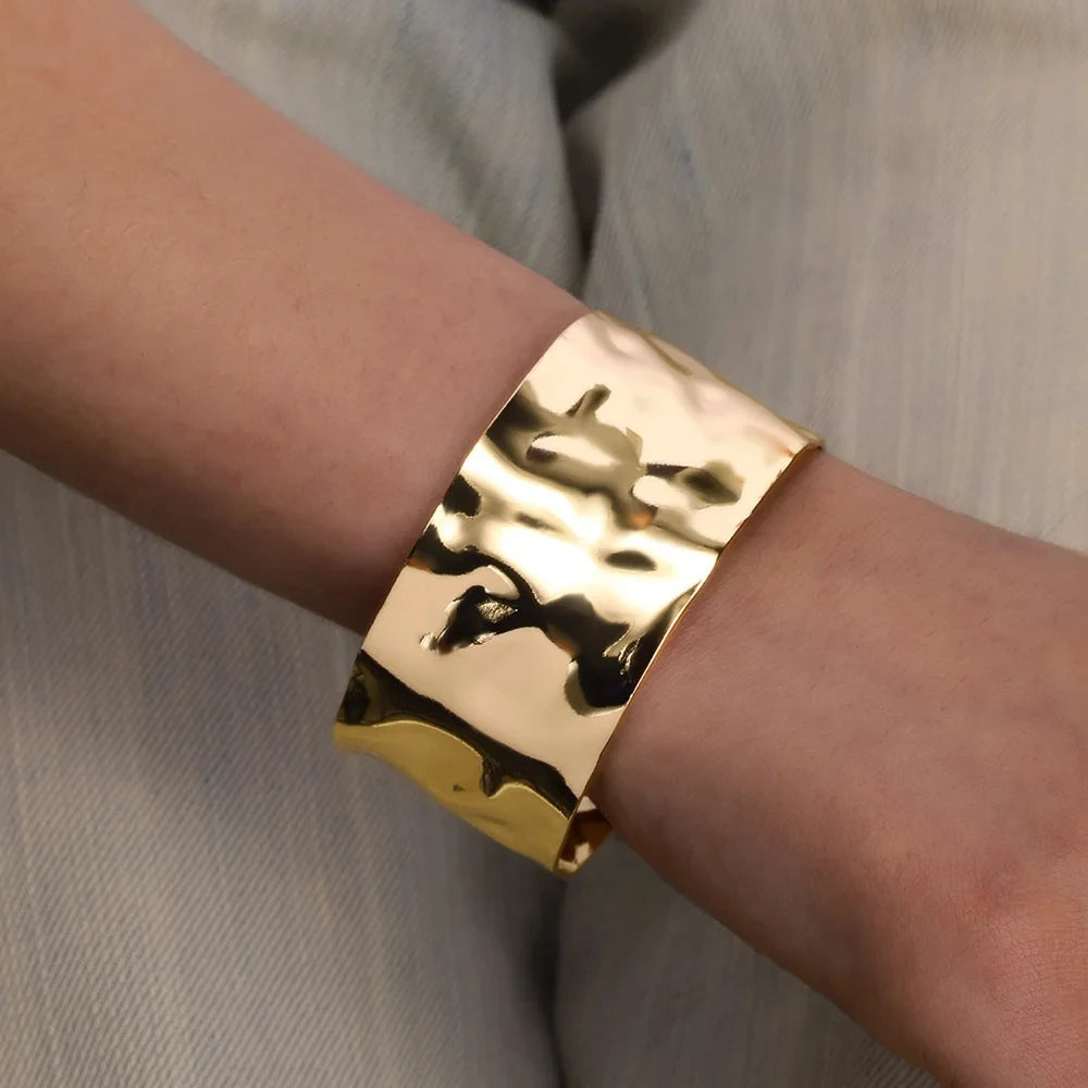 Exquisite Classic Bump Pattern Opening Bangles Bracelet For Women Cuff Bracelet Gold Color Stainless Steel Hand Ornament Gift