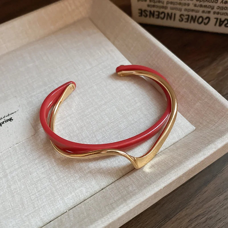 White Shellfish Bracelets Board Bend Metal Bangles Women's Hand Bracelets Geometric C-Shaped Opening Bracelets Jewelry Gifts