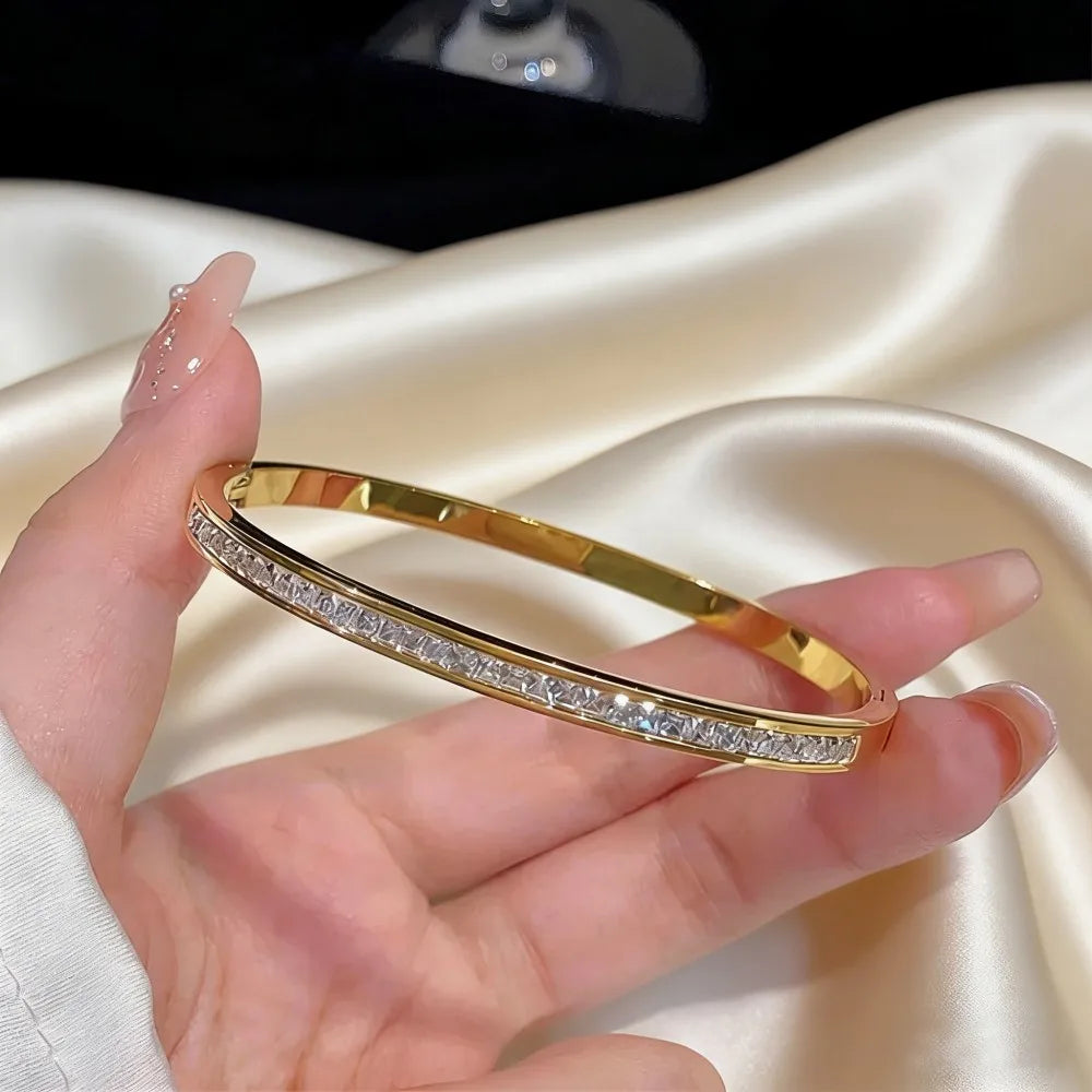 Bracelet Jonc Acier Inoxydable Plaqué Or | Luxe Femme | Cadeau Fête des Mères | Bijou Mode