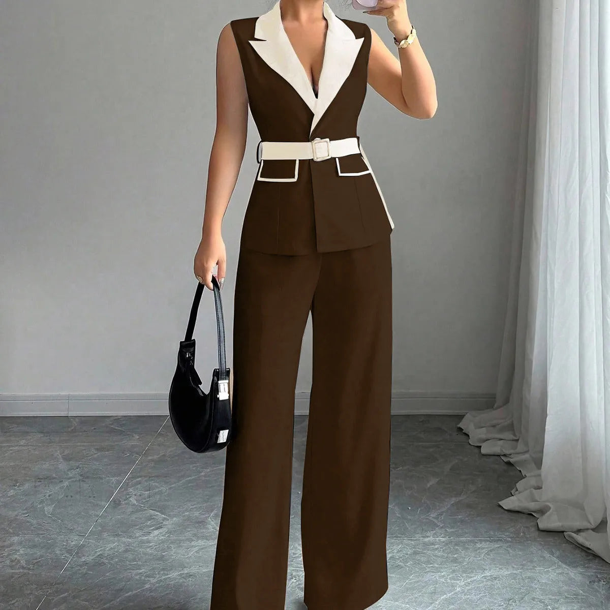 Ensemble gilet blazer sans manches élégant pour femme avec pantalon large et ceinture