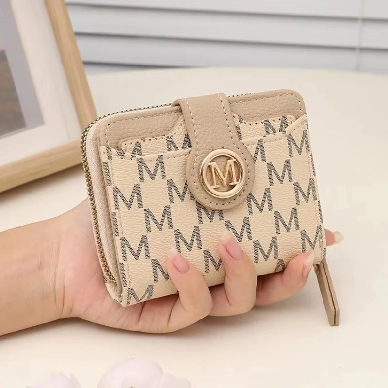 Women's Wallet for Multiple Card Slots, Cash Pocket, Retro Style Mini Purse, Minimalist Charm, Travel Accessory, Daily Use