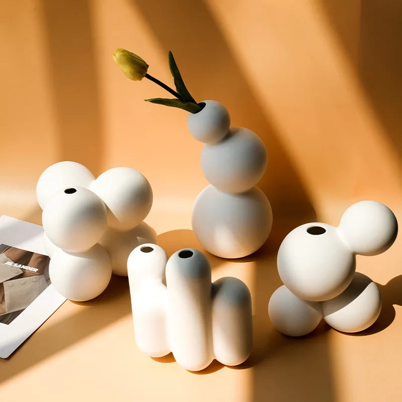 Vase blanc en céramique | Décoration de table