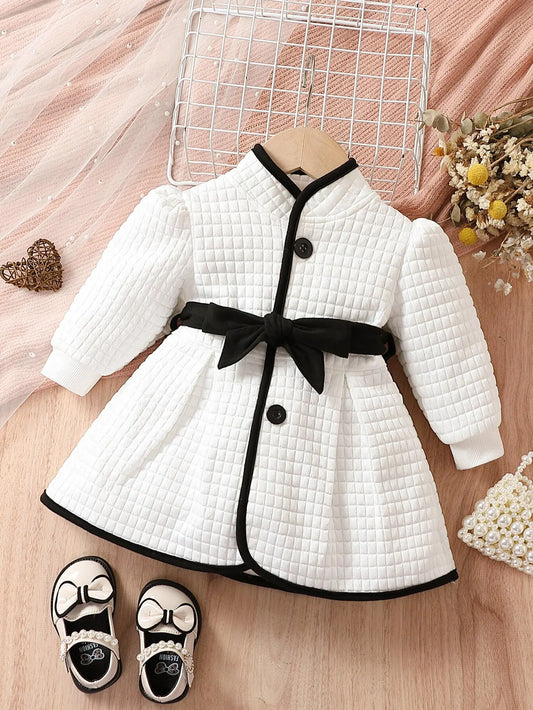 Baby Girls' Fashion Autumn and Winter Thermal Belted Dress Set Princess Coat Classic Black and White Color Contrast Cardigan