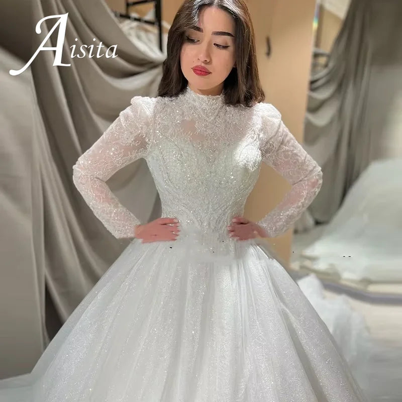 Robe de Mariée Luxe 2025 | Col Haut Manches Longues | Dentelle Sequins Appliques | A-Line | Sur Mesure | Champagne & Ivoire