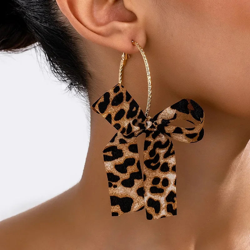 Hoop Earrings For Women Girls Personality Temperament Metal Circle Bow Ear Accessories Holiday Party Fashion Jewelry BE579