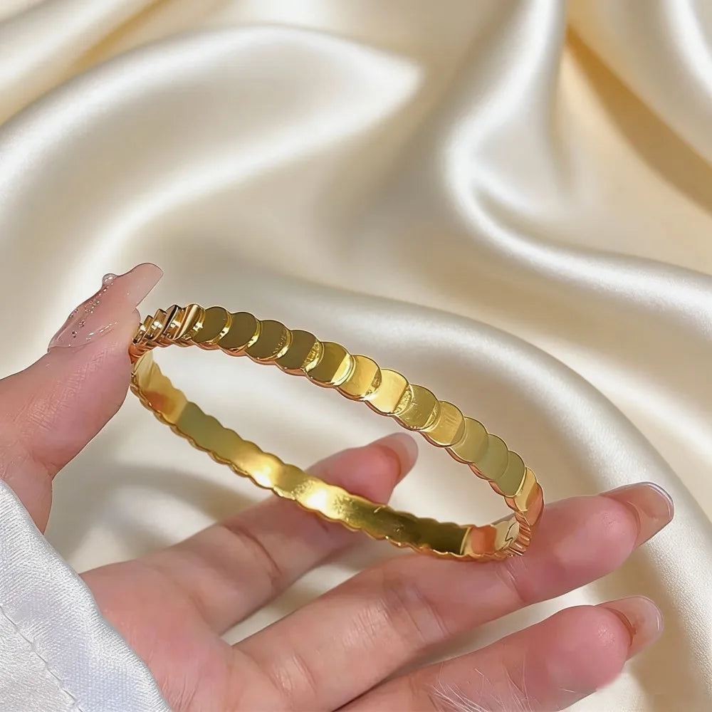 Bracelet Jonc Acier Inoxydable Plaqué Or | Luxe Femme | Cadeau Fête des Mères | Bijou Mode