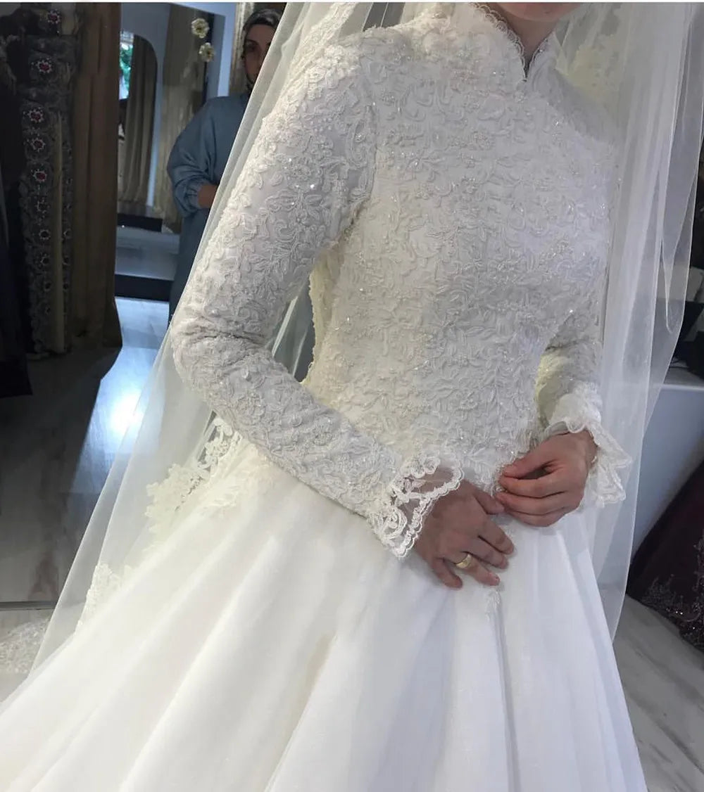 Robe de Mariée Musulmane Princesse | Col Haut Manches Longues | Dentelle Appliques | Robe de Bal | Sur Mesure