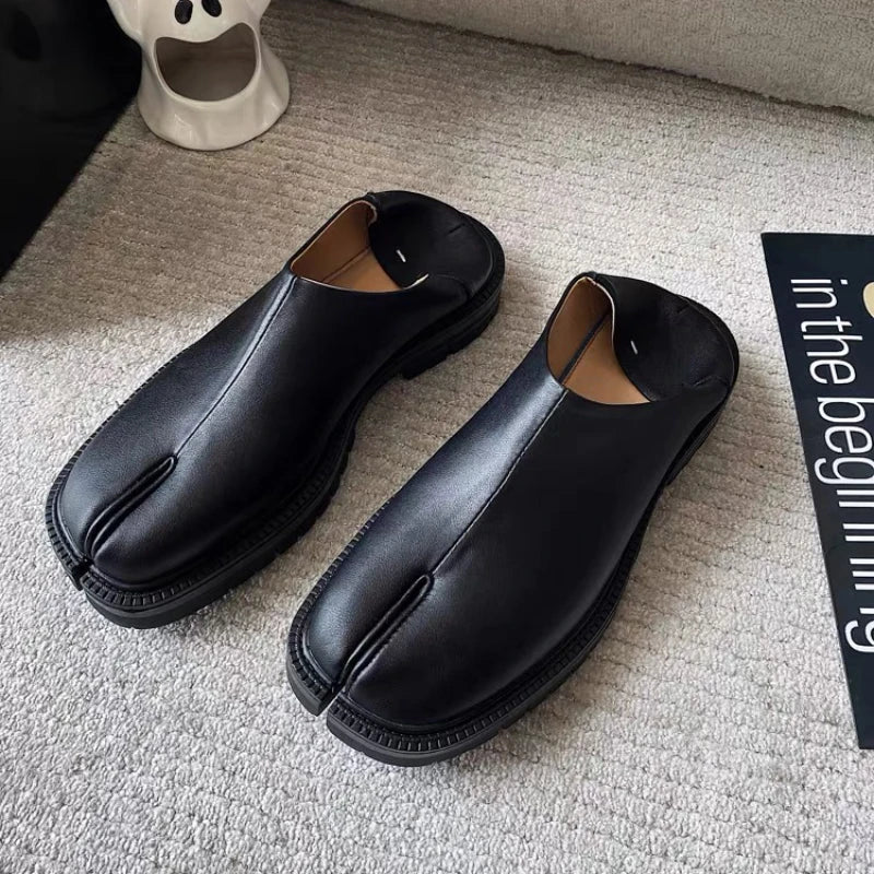2025 Chunky Platform Tabi Loafers Women Luxury Designer Split Toe 35-45 Unisex Concise Fashion Flat Slip-on Pig Trotter Shoes