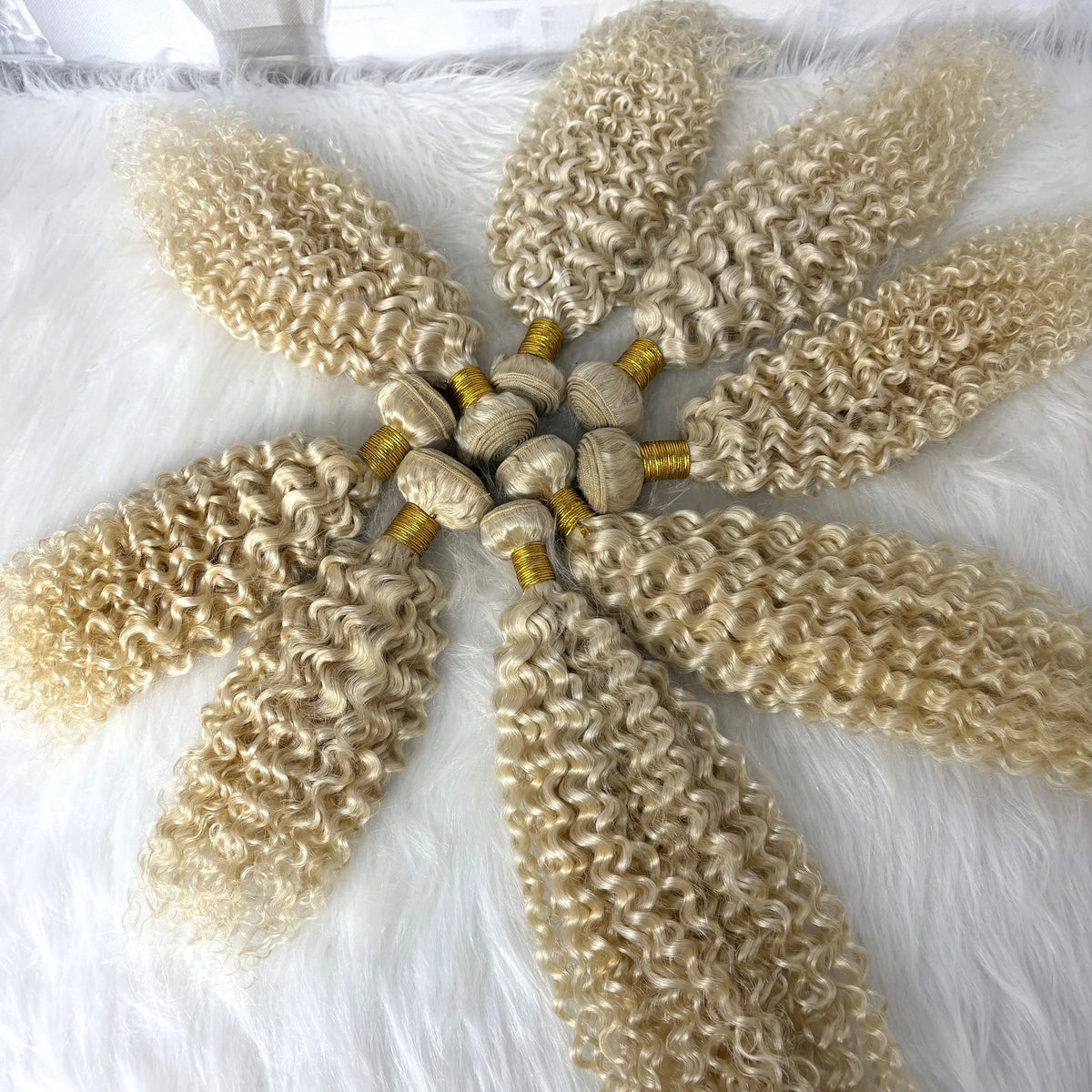 20 22-inch 613# Blonde Jerry Curly Human Hair Bundles 12A Brazilian Remy Raw Deep Wave Curly Human Hair Extensions for Women