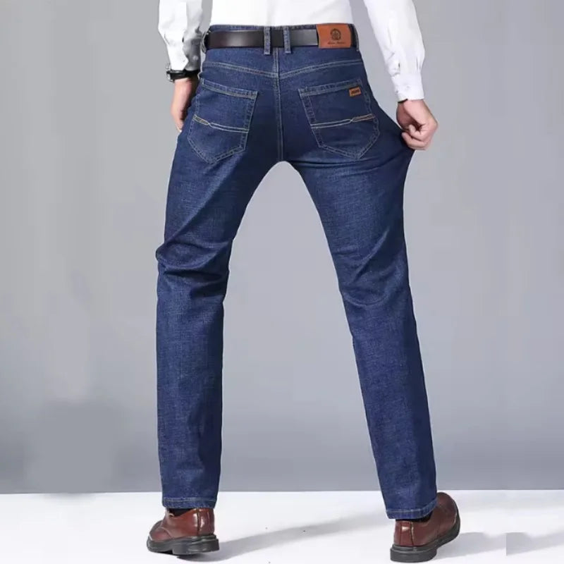 Jean droit légèrement extensible pour homme | Taille mi-haute