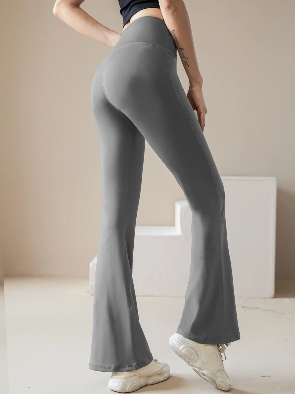 New Wide Leg Yoga Pants Women's High Waist Lift Hip Flare Sports Leggings Naked Casual Running Loose Bell-bottomed Pants