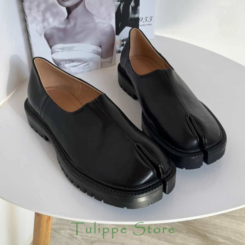 2025 Chunky Platform Tabi Loafers Women Luxury Designer Split Toe 35-45 Unisex Concise Fashion Flat Slip-on Pig Trotter Shoes