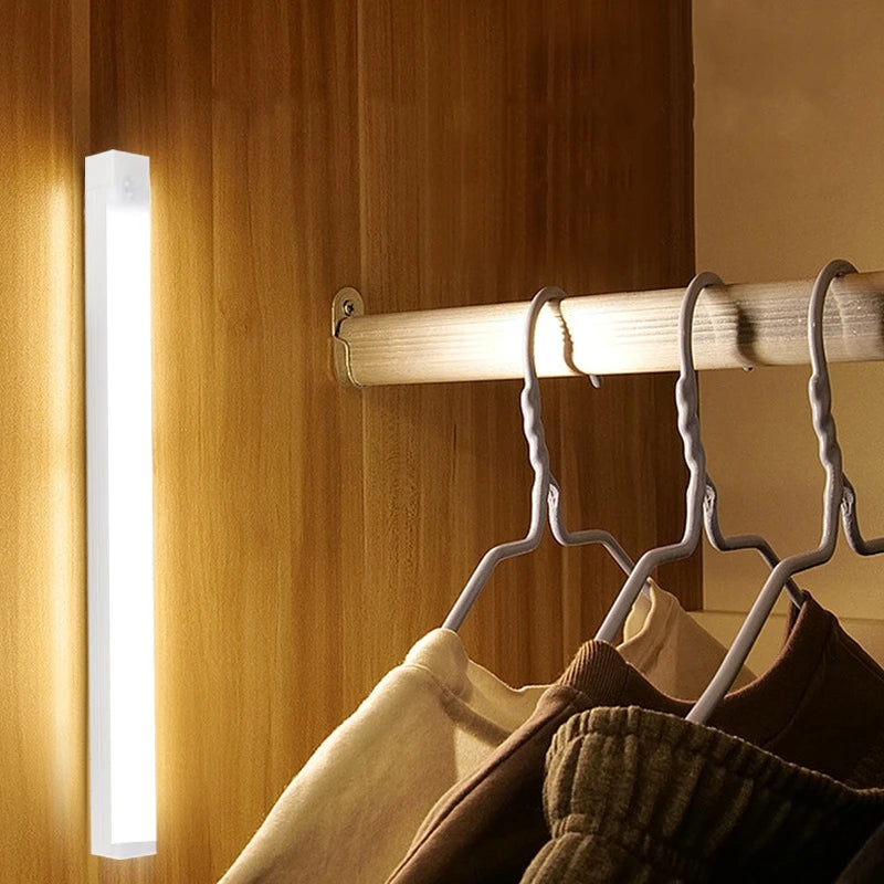 Rechargeable Motion Sensor LED Bar Light, Induction Night Light, Portable Cordless Magnetic Cabinet Lamp for Kitchen Bedside