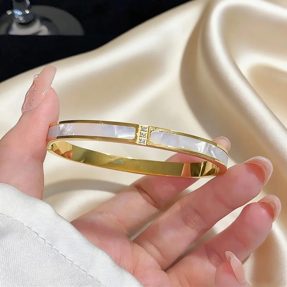 Bracelet Jonc Acier Inoxydable Plaqué Or | Luxe Femme | Cadeau Fête des Mères | Bijou Mode
