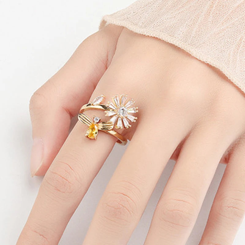 Rotating Jewelry Adjustable Anxiety Ring For Women Girls Fashion Flower Round Beads Pendant Finger Rings Anti-Stress Gifts